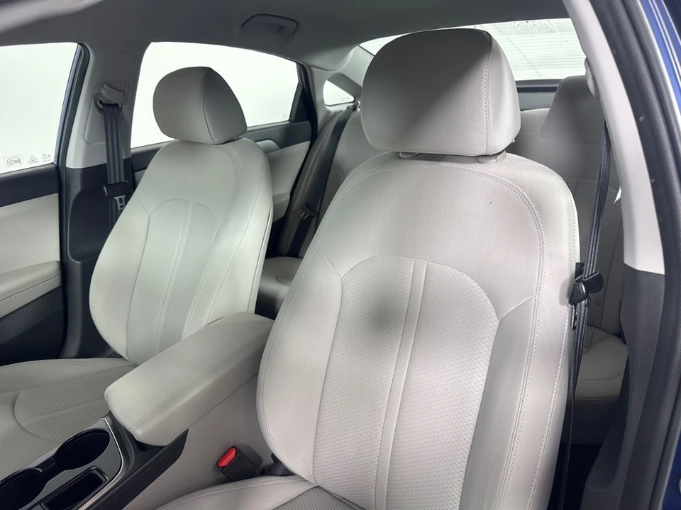 2018 Hyundai Sonata - Image 12 of 21