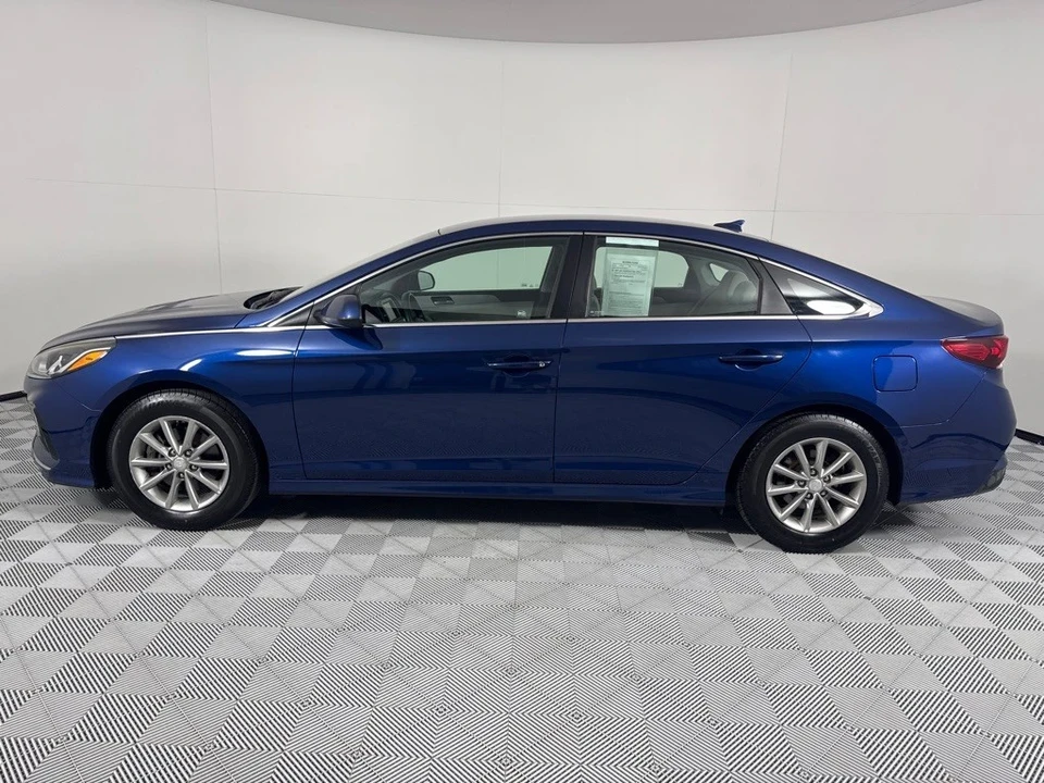 2018 Hyundai Sonata - Image 8 of 21