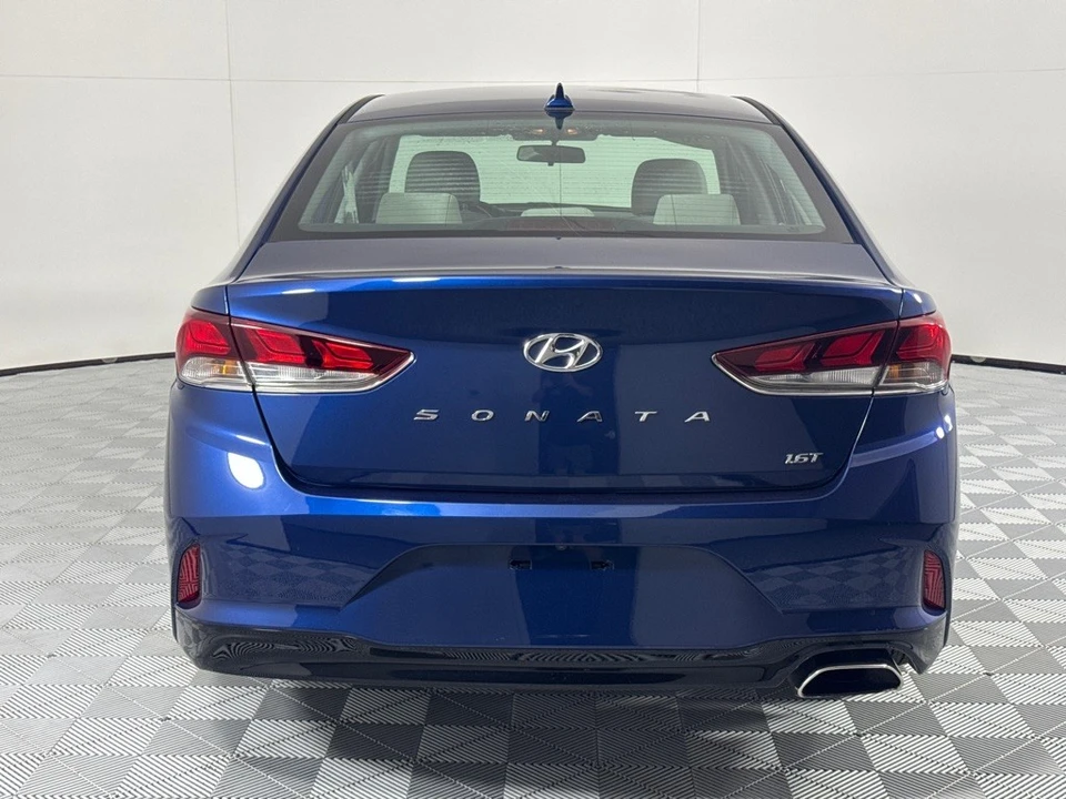 2018 Hyundai Sonata - Image 5 of 12