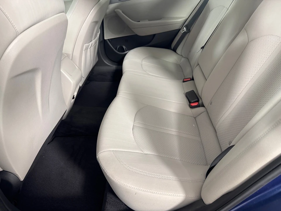 2018 Hyundai Sonata - Image 17 of 21