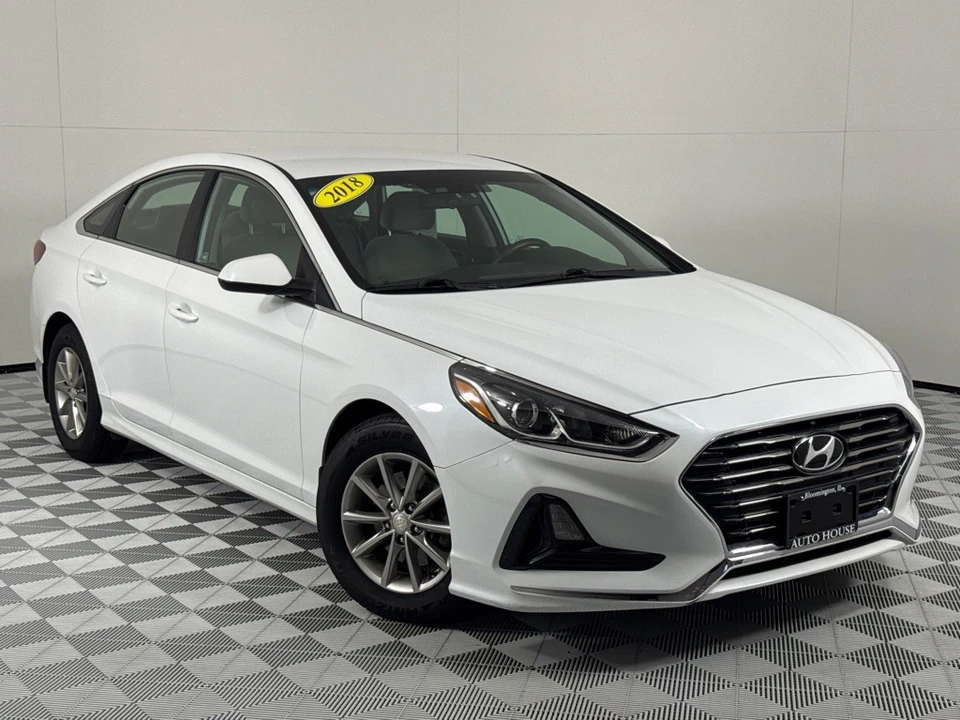 2018 Hyundai Sonata - Image 2 of 12