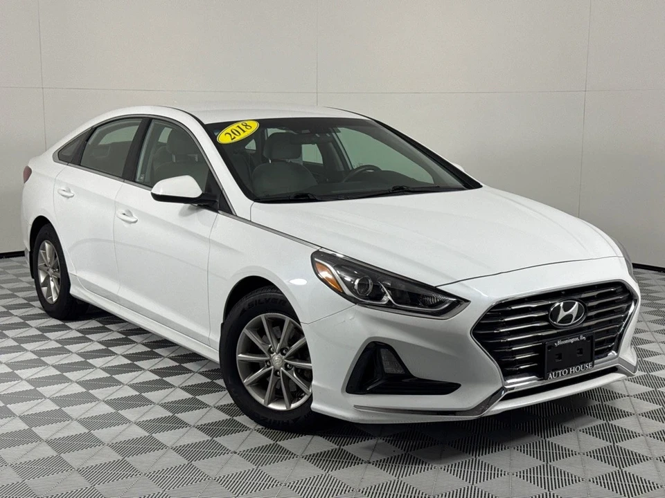 2018 Hyundai Sonata - Image 2 of 12