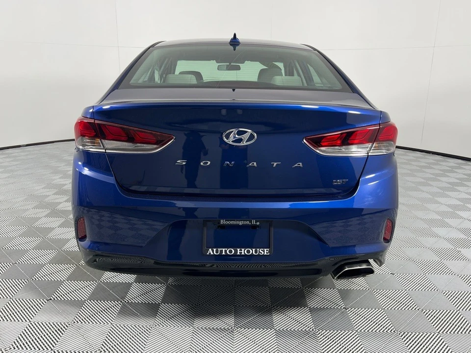 2018 Hyundai Sonata - Image 4 of 21