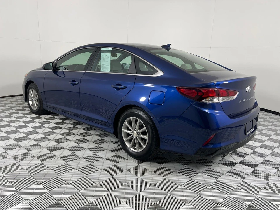 2018 Hyundai Sonata - Image 5 of 21