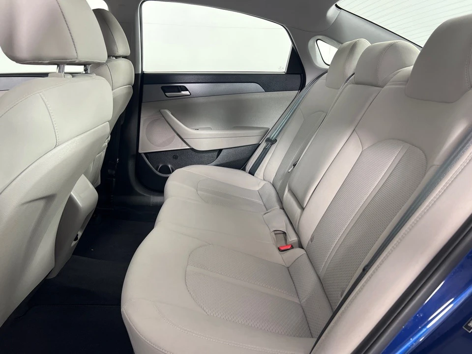 2018 Hyundai Sonata - Image 16 of 21