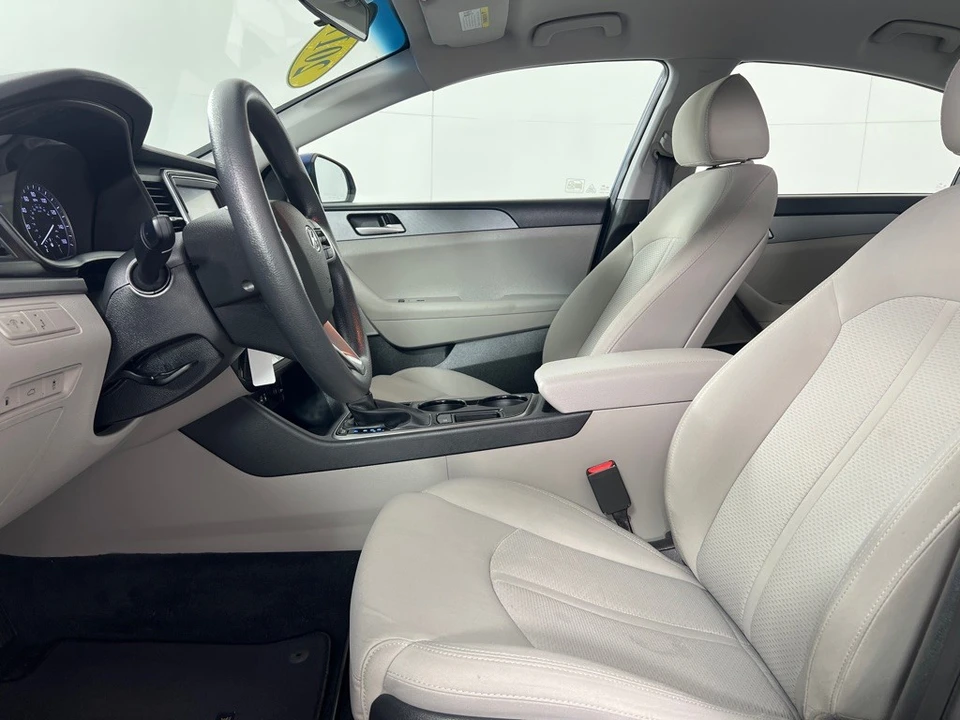 2018 Hyundai Sonata - Image 8 of 21