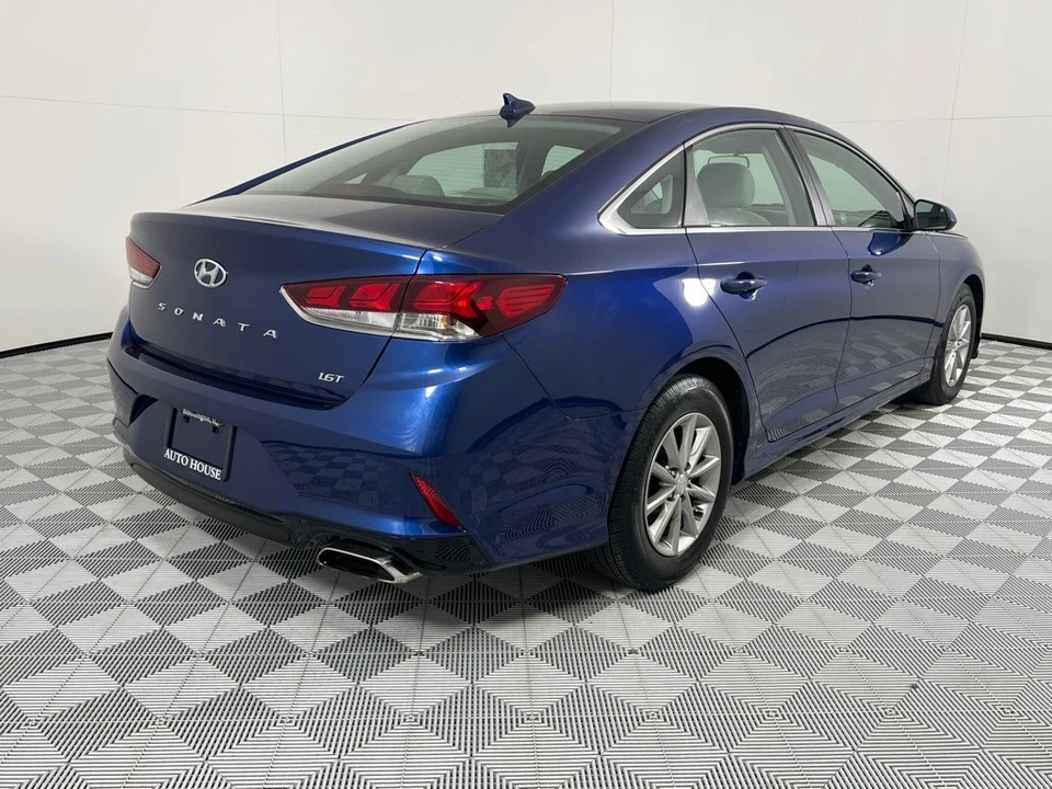 2018 Hyundai Sonata - Image 3 of 12