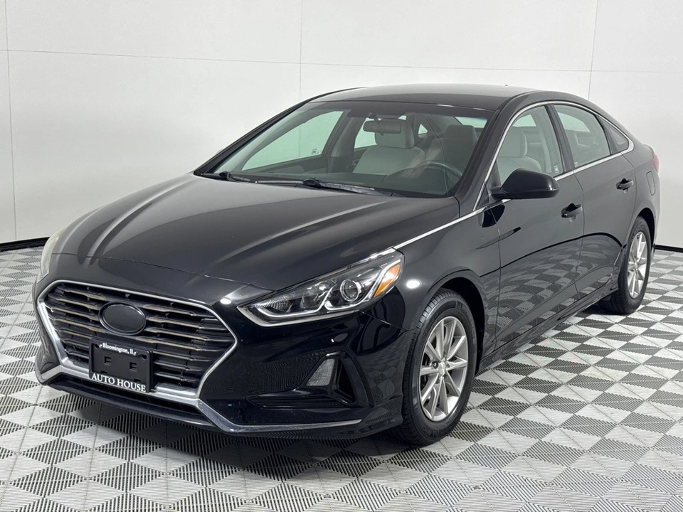 2018 Hyundai Sonata - Image 11 of 12