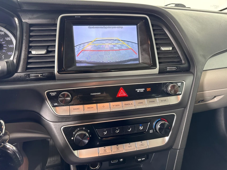 2018 Hyundai Sonata - Image 17 of 21