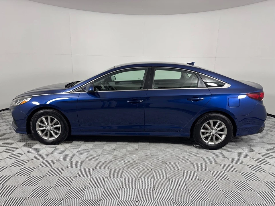 2018 Hyundai Sonata - Image 7 of 12