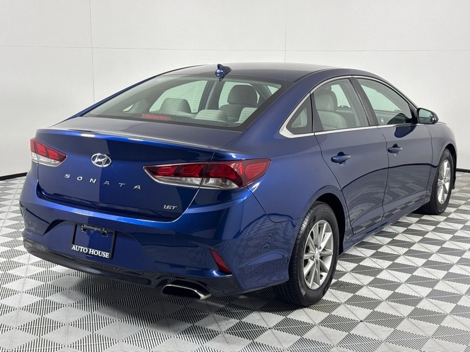2018 Hyundai Sonata - Image 5 of 12