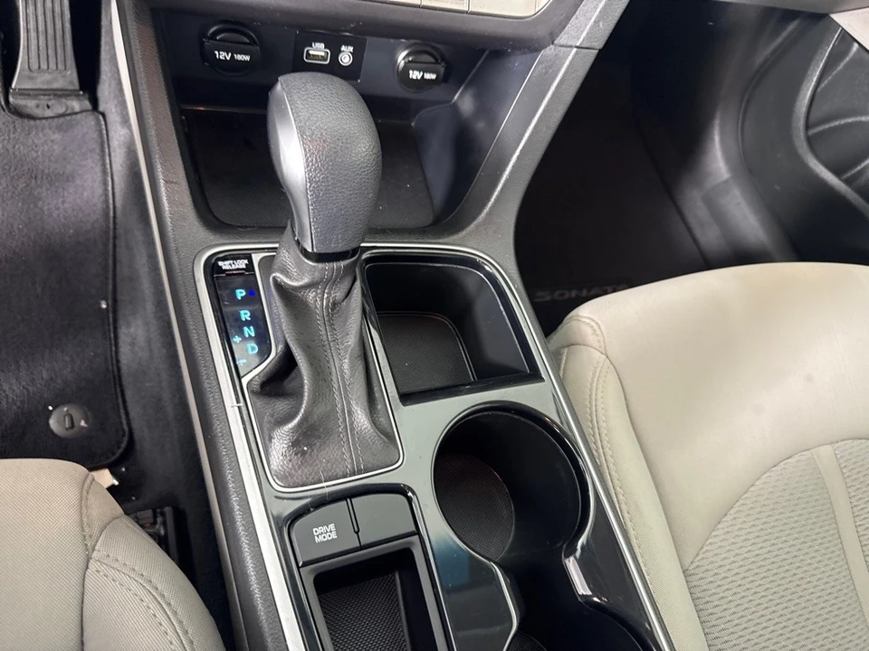 2018 Hyundai Sonata - Image 19 of 21
