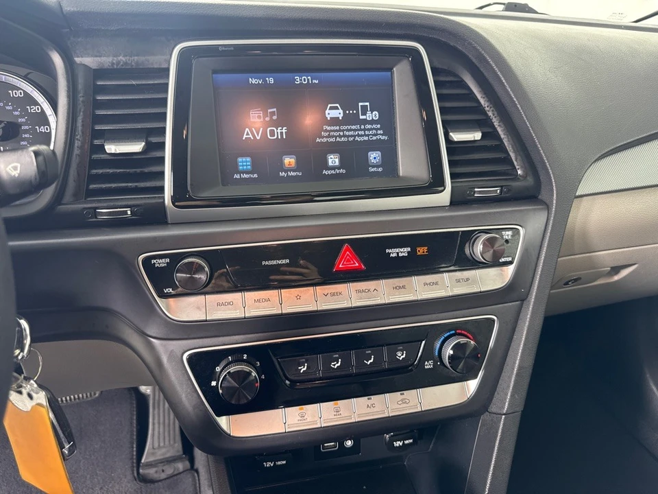 2018 Hyundai Sonata - Image 17 of 21