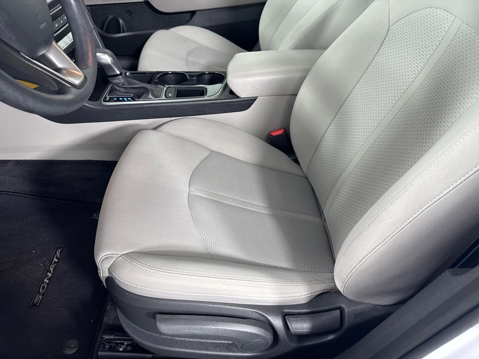2018 Hyundai Sonata - Image 13 of 21