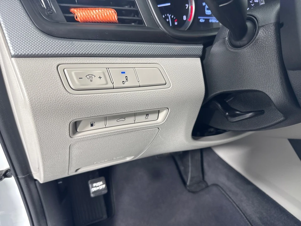 2018 Hyundai Sonata - Image 15 of 21