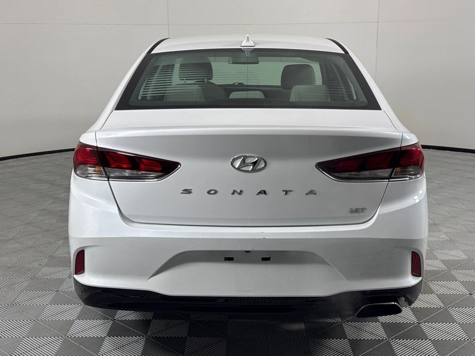 2018 Hyundai Sonata - Image 6 of 21