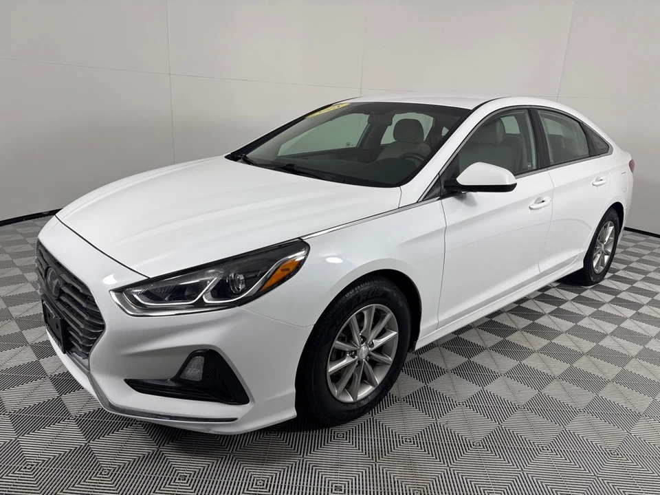 2018 Hyundai Sonata - Image 9 of 12