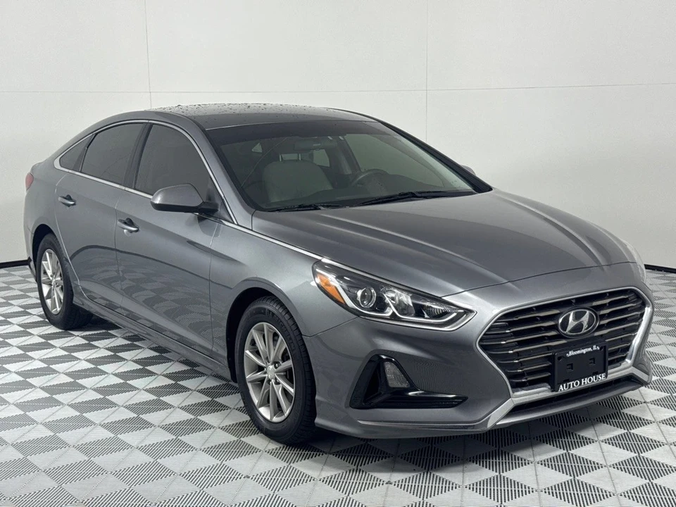 2018 Hyundai Sonata - Image 3 of 12