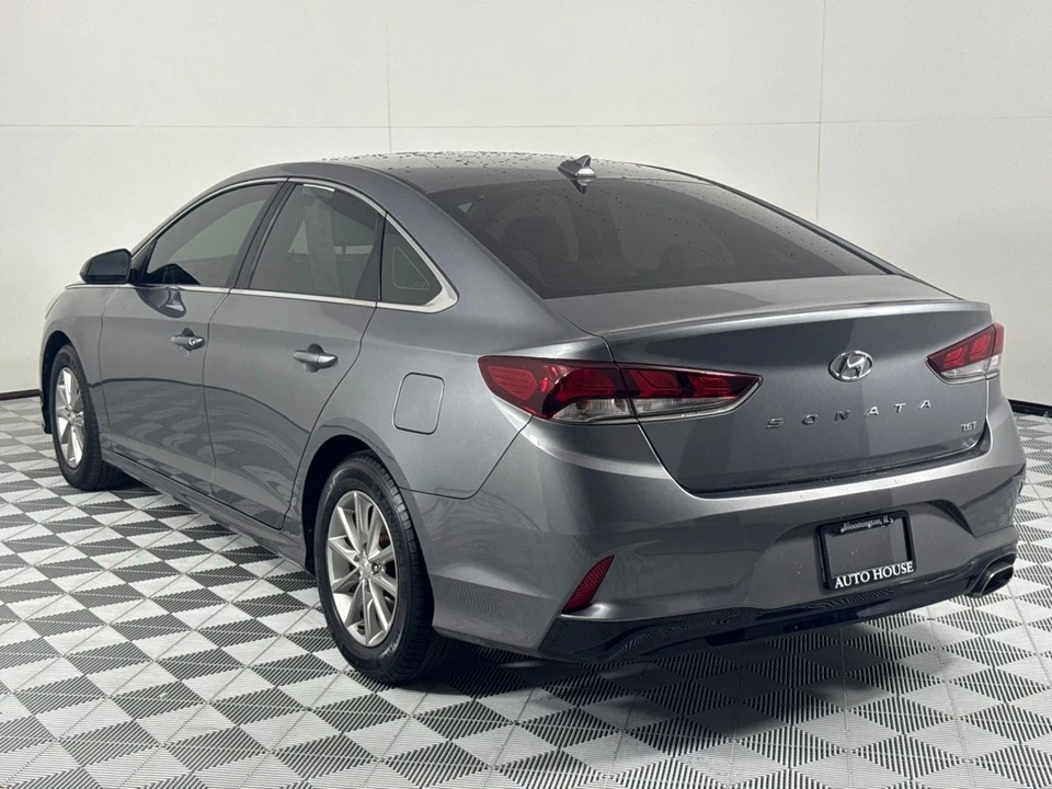 2018 Hyundai Sonata - Image 7 of 12