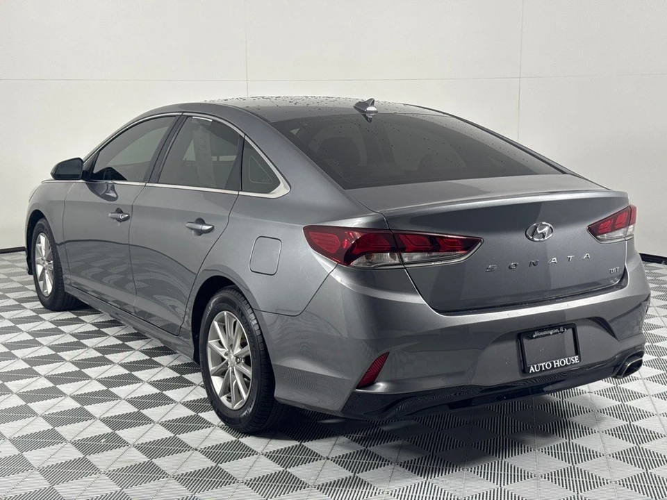 2018 Hyundai Sonata - Image 7 of 12