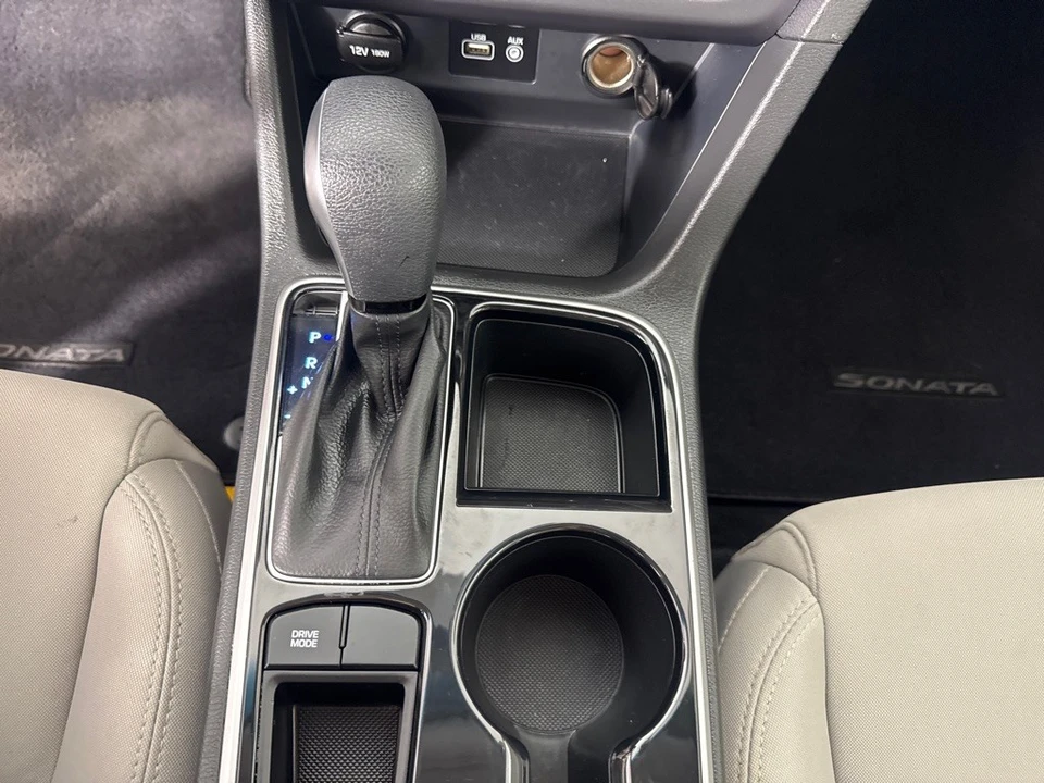 2018 Hyundai Sonata - Image 16 of 21