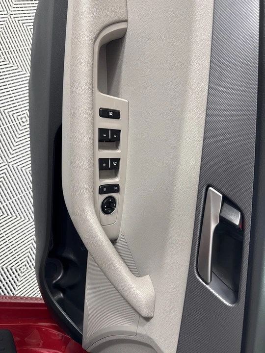 2018 Hyundai Sonata - Image 10 of 12