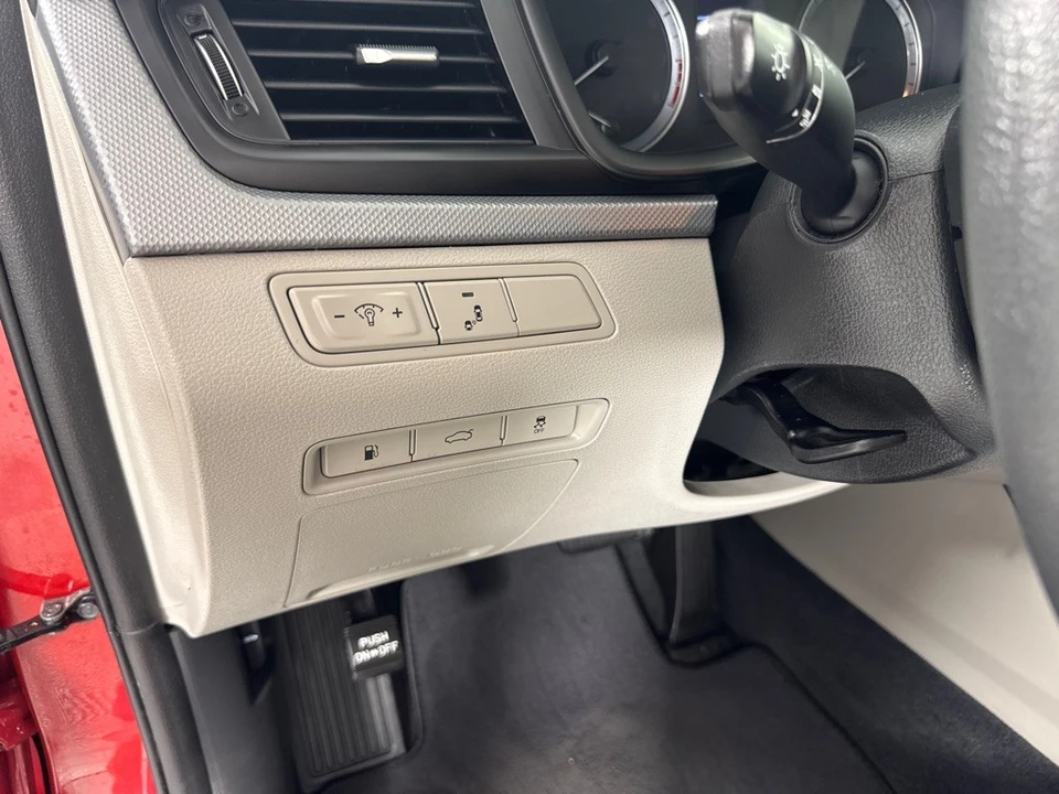 2018 Hyundai Sonata - Image 16 of 21