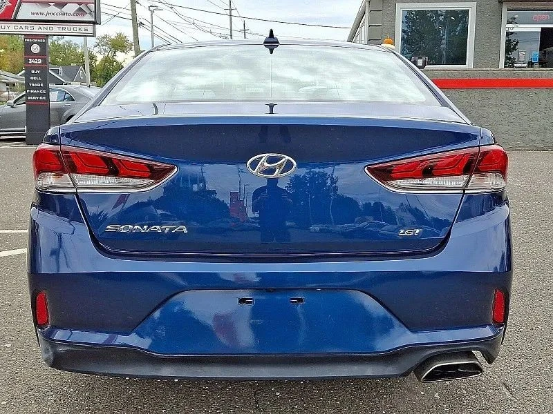 2018 Hyundai Sonata - Image 6 of 12