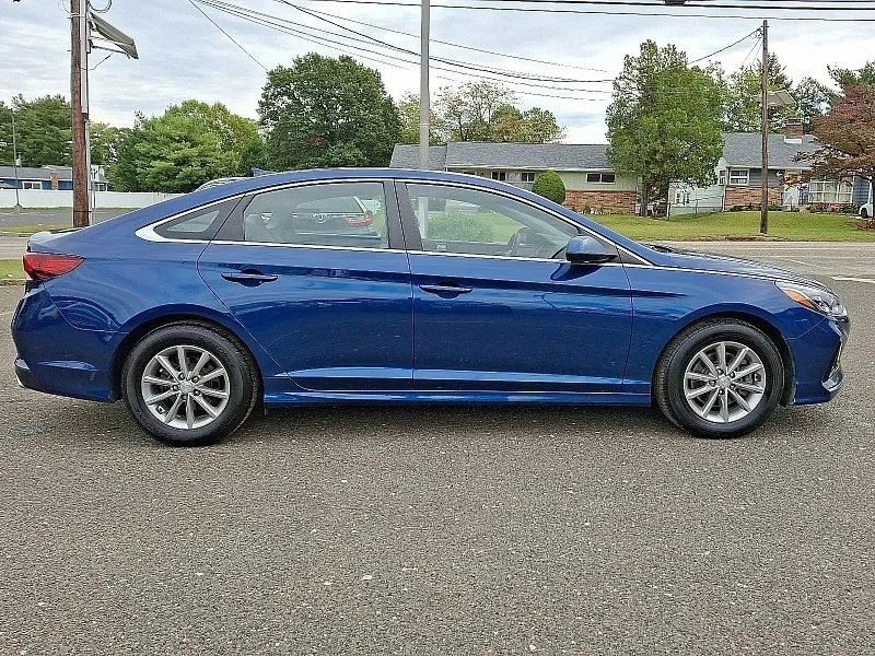 2018 Hyundai Sonata - Image 8 of 12