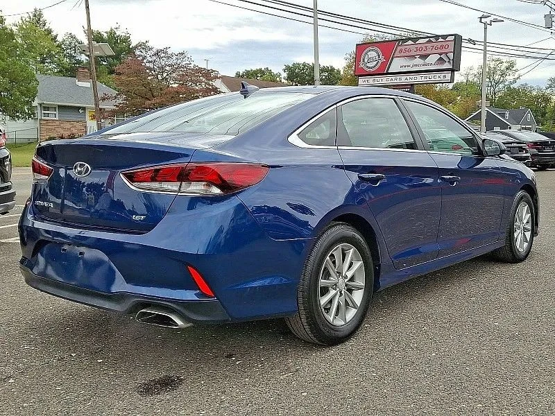 2018 Hyundai Sonata - Image 7 of 12