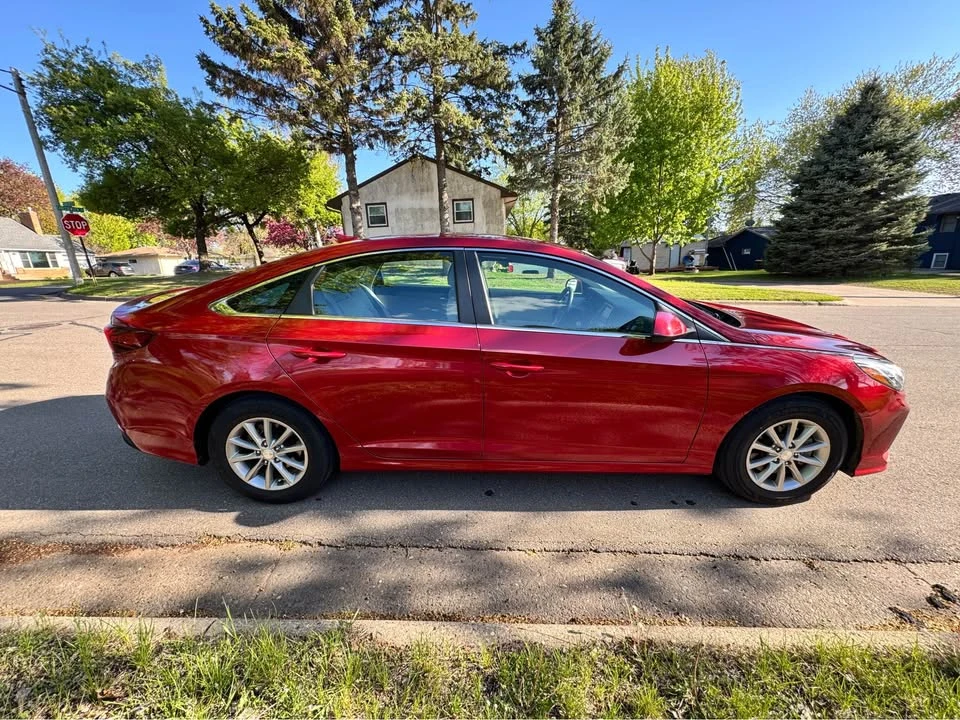 2018 Hyundai Sonata - Image 5 of 16
