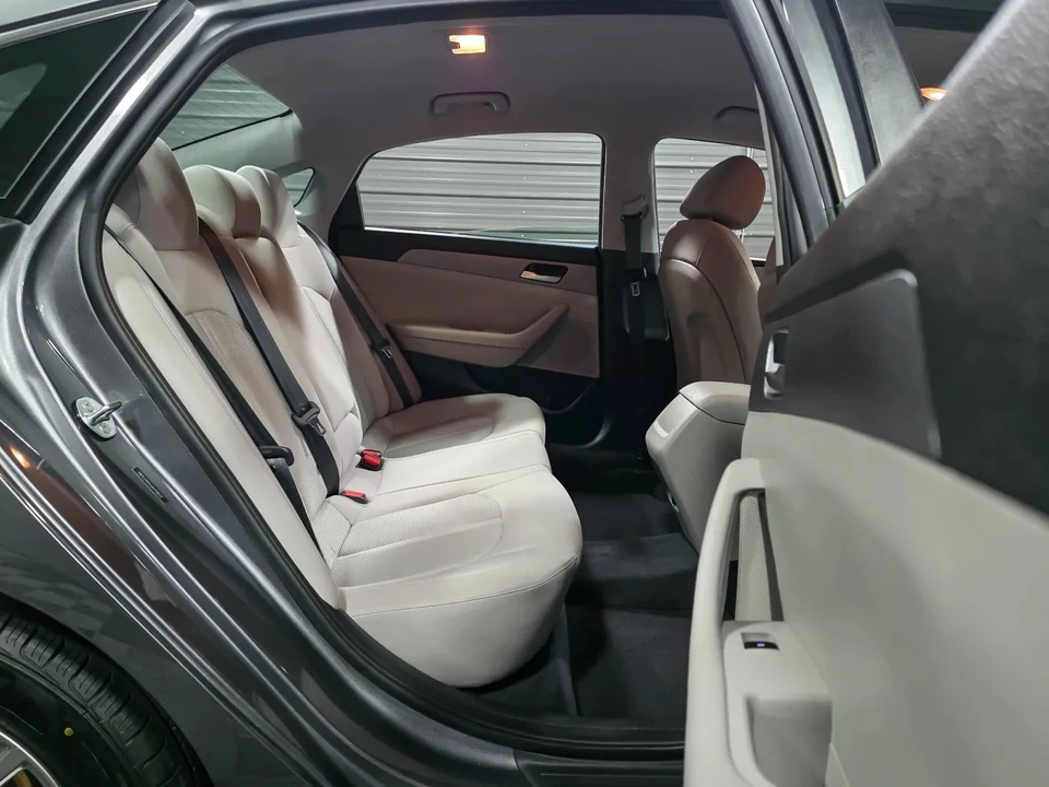 2018 Hyundai Sonata - Image 16 of 21