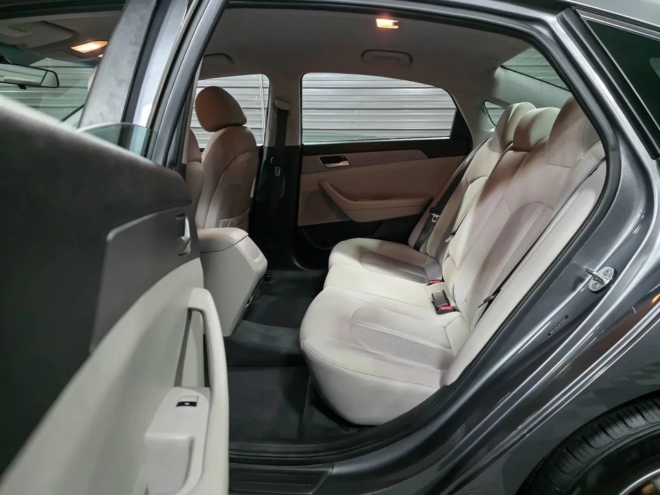 2018 Hyundai Sonata - Image 15 of 21