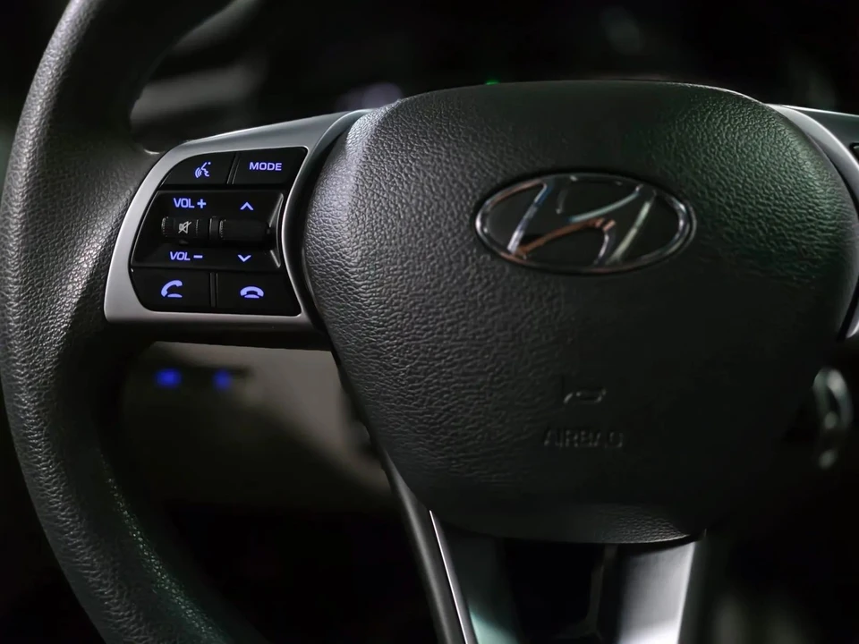 2018 Hyundai Sonata - Image 18 of 21