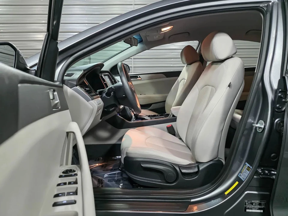 2018 Hyundai Sonata - Image 13 of 21
