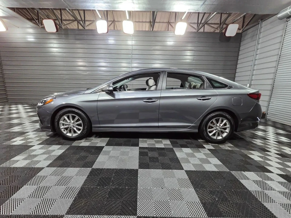 2018 Hyundai Sonata - Image 8 of 12