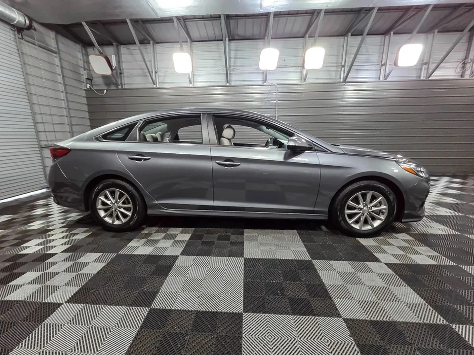 2018 Hyundai Sonata - Image 9 of 12