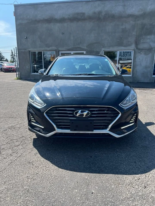 2018 Hyundai Sonata - Image 2 of 18