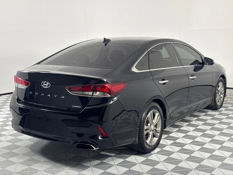 2018 Hyundai Sonata - Image 5 of 12