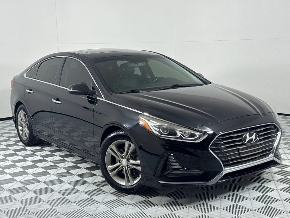 2018 Hyundai Sonata - Image 2 of 12