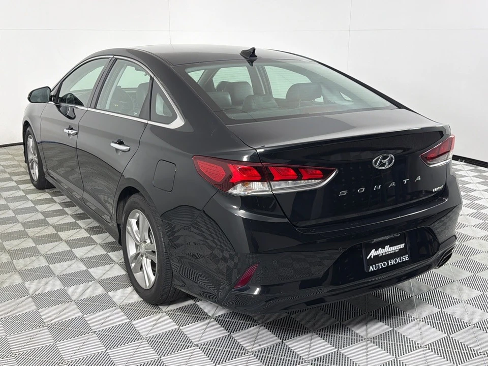 2018 Hyundai Sonata - Image 7 of 21