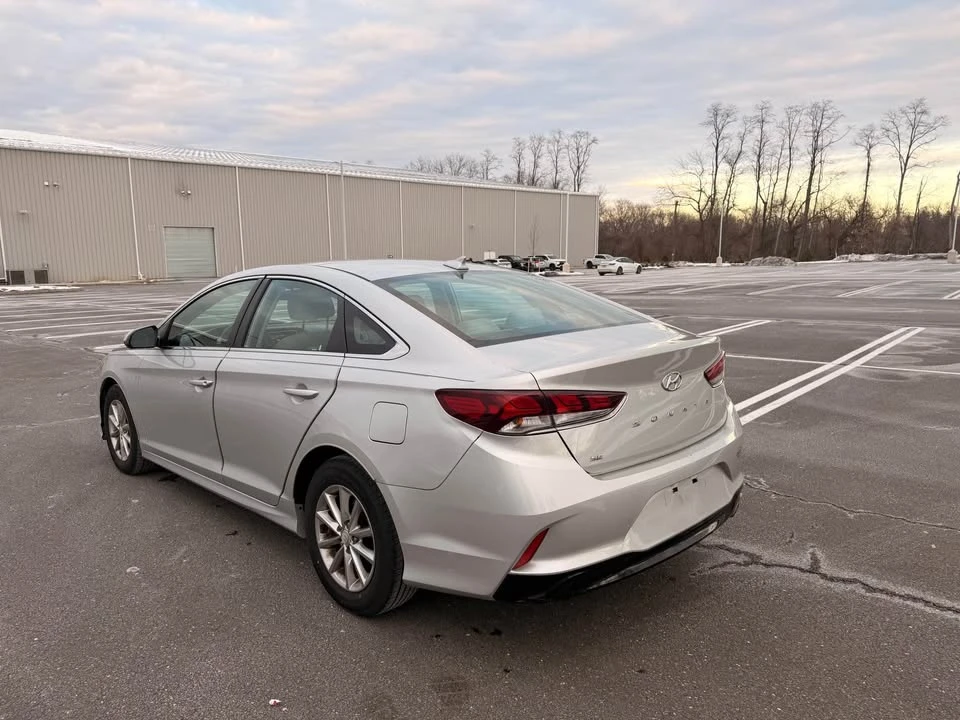2018 Hyundai Sonata - Image 7 of 17
