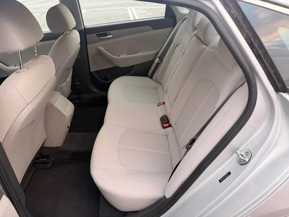 2018 Hyundai Sonata - Image 13 of 17