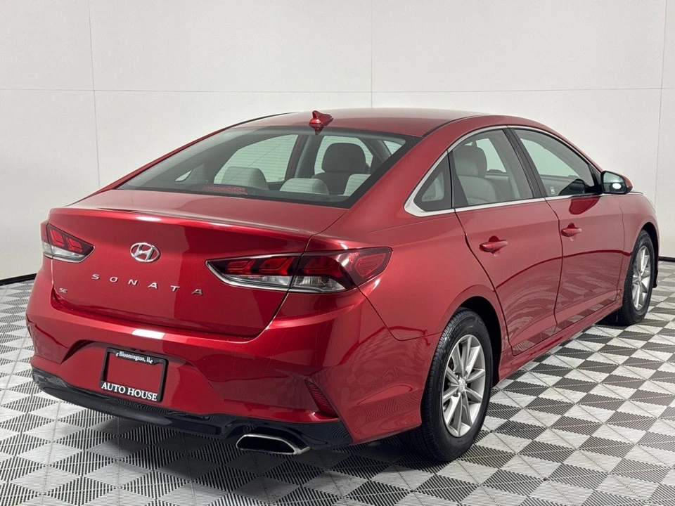 2018 Hyundai Sonata - Image 5 of 21