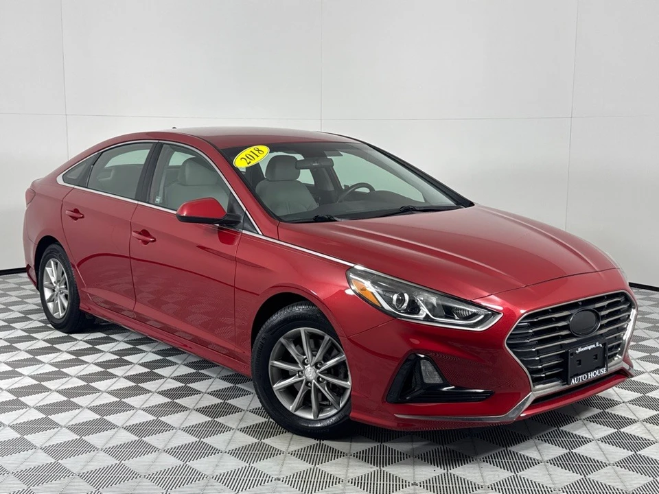 2018 Hyundai Sonata - Image 2 of 12