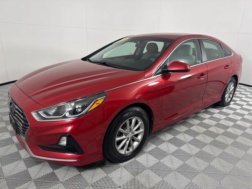 2018 Hyundai Sonata - Image 9 of 12
