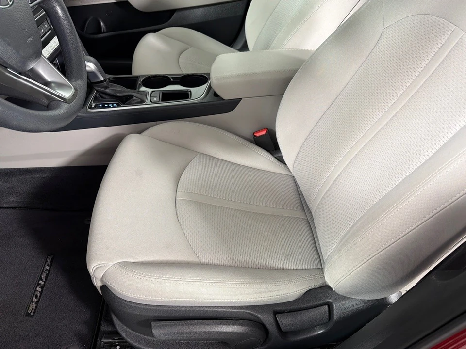 2018 Hyundai Sonata - Image 11 of 12