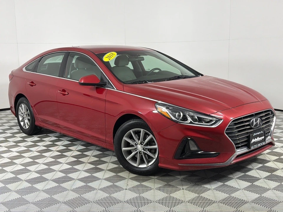 2018 Hyundai Sonata - Image 2 of 12