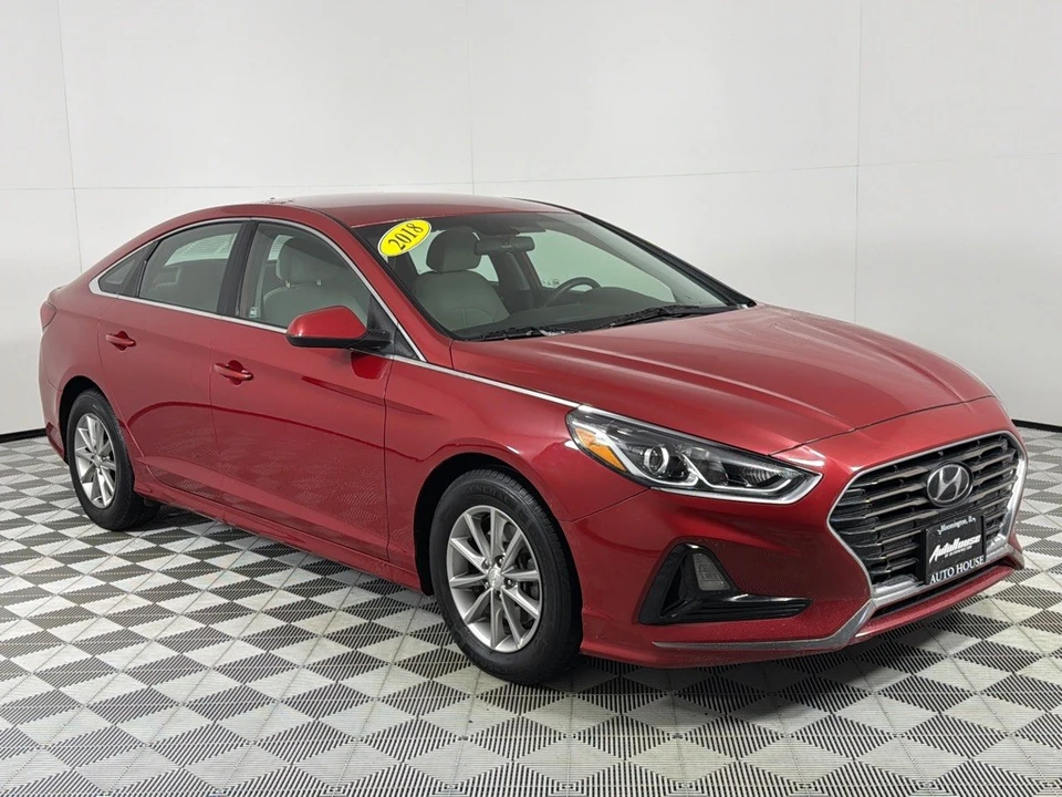 2018 Hyundai Sonata - Image 3 of 12