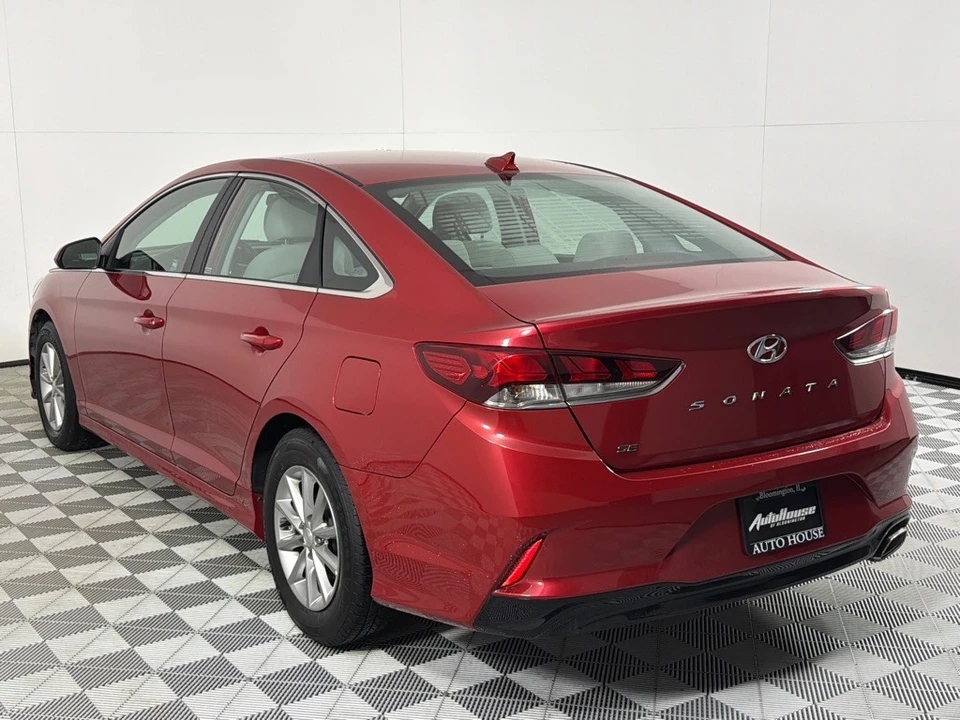 2018 Hyundai Sonata - Image 6 of 12